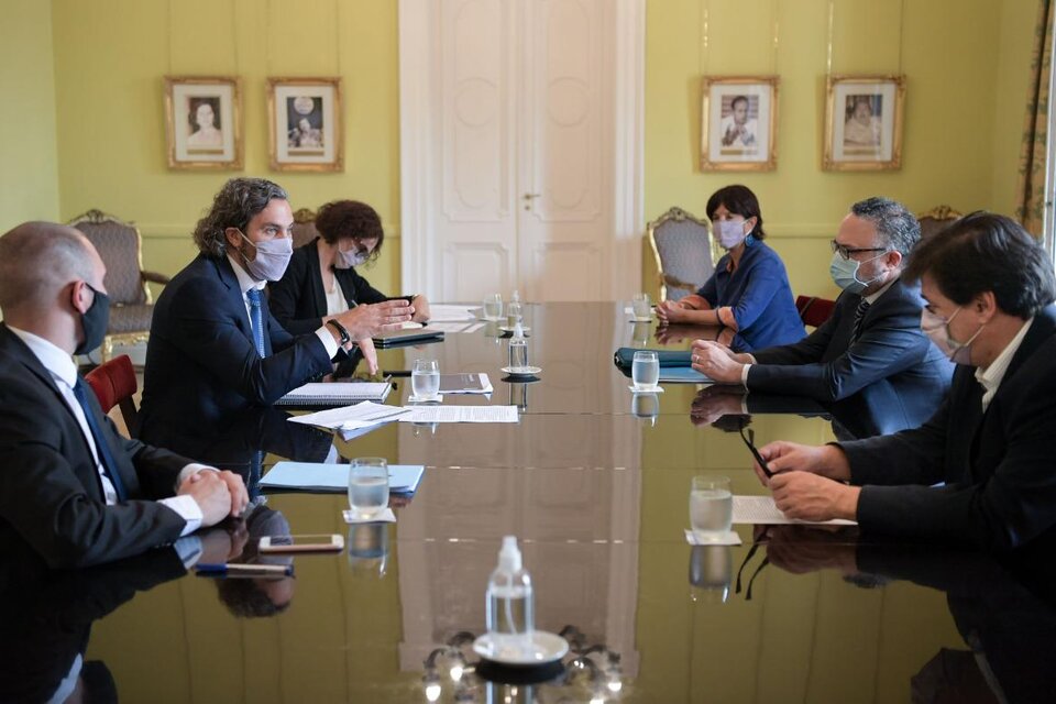 Santiago Cafiero encabezó la reunión del gabinete económico.