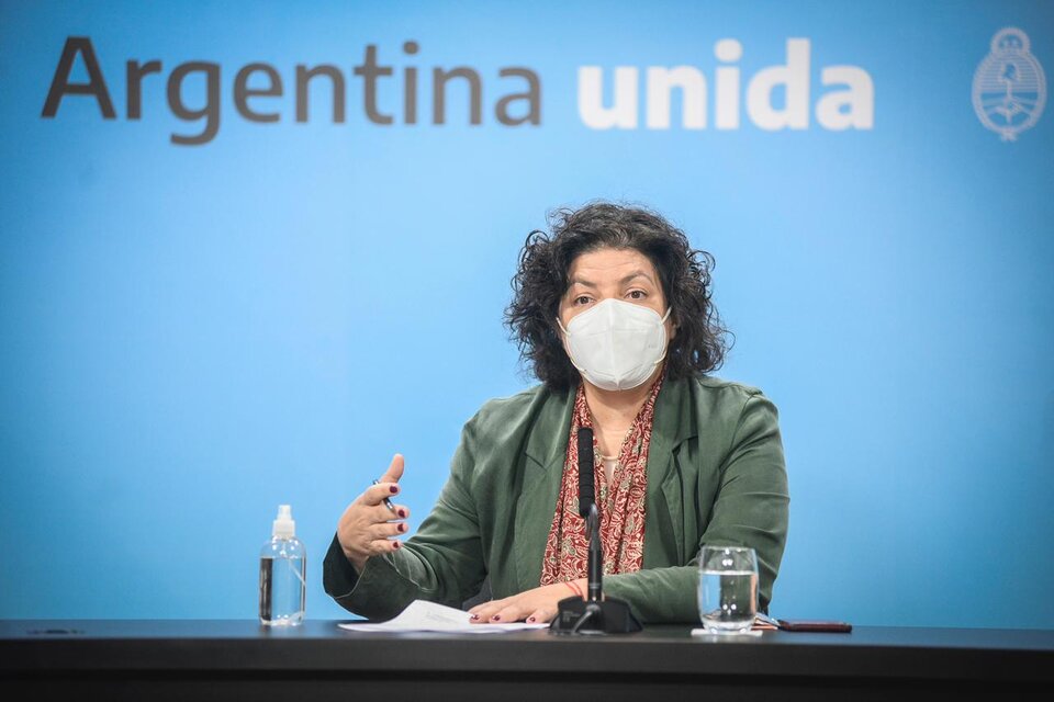 La ministra de Salud, Carla Vizzotti, remarcó que la Argentina se encuentra "en un momento crítico" por el coronavirus.