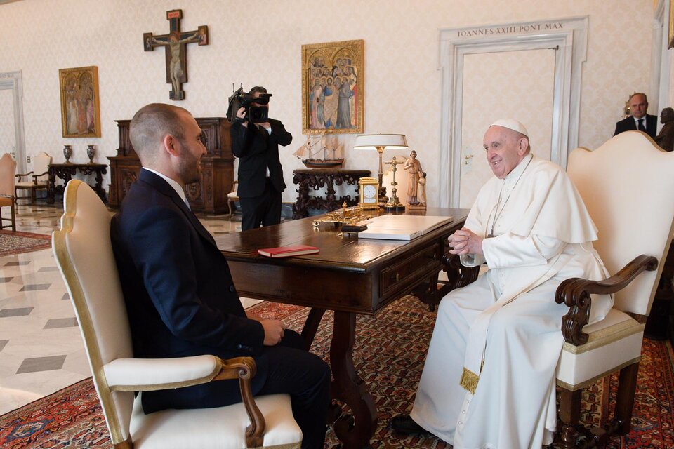 El encuentro en el Vaticano se extendió por 50 minutos y después Guzmán visitó la Capilla Sixtina.
