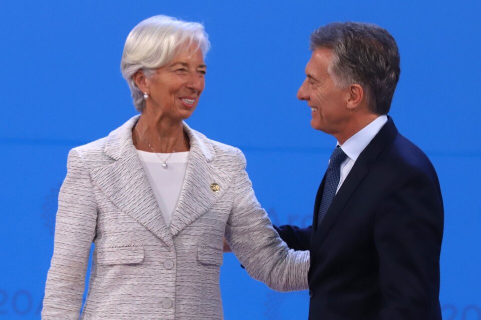 Mauricio Macri pedía a los argentinos "enamorarse de Christine Lagarde". (Fuente: NA)