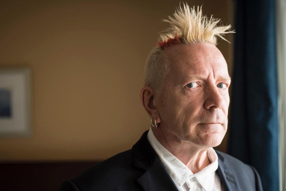 "Es la mierda más irrespetuosa que haya tenido que soportar", dijo el ex Johnny Rotten.