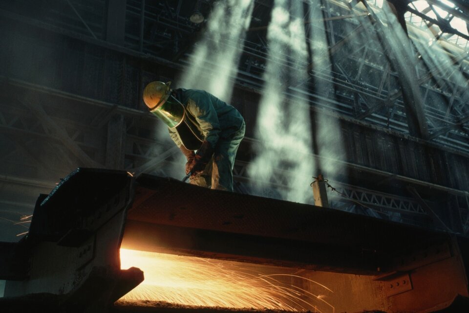 La producción de acero fue la mayor en veinte meses.