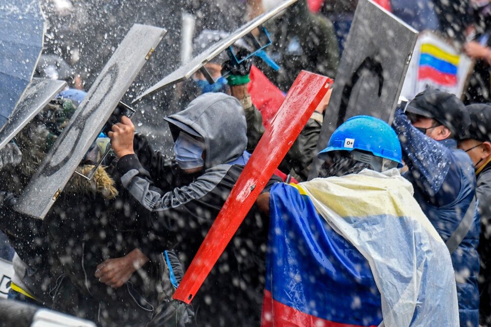 Las protestas continuaban ayer en Colombia contra el gobierno de Iván Duque.   (Fuente: AFP)
