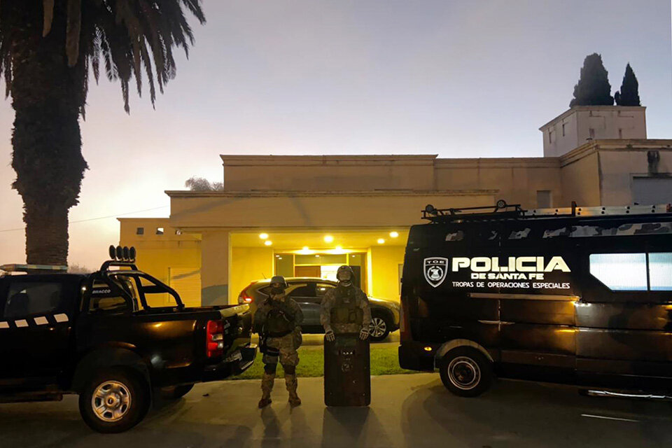 La policía detuvo al empresario en su casa de Álvarez Thomas y Gallo.