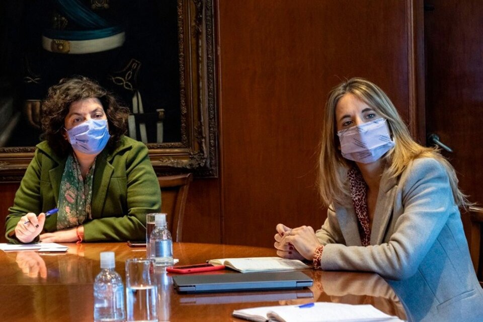 Carla Vizzotti y Cecilia Nicolini viajaron a Méxo y a Cuba para interiorizarse in situ de diferentes aspectos de las vacunas que están en ambos países. (Fuente: Télam)