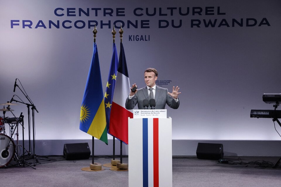 "Hoy aquí, con humildad y respeto, he venido a reconocer nuestras responsabilidades", dijo Emmanuel Macron.  (Fuente: AFP)