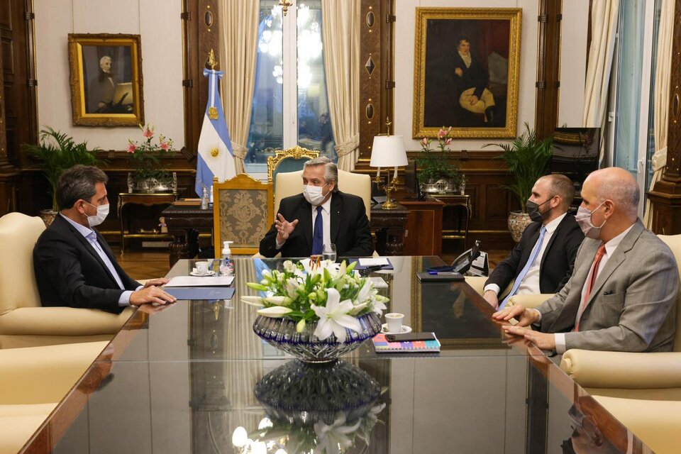 El cónclave entre Alberto Fernández, Martín Guzmán, Sergio Massa y el secretario de Hacienda, Raúl Rigo.
