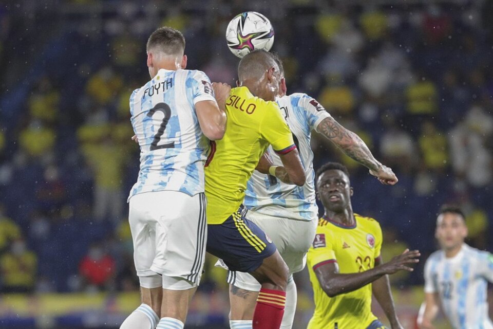 Foyth y una desafortunada actuación ante Colombia (Fuente: NA)