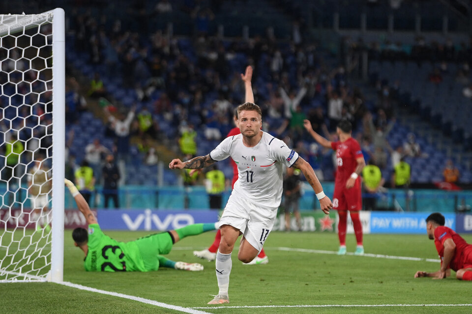 Immobile festeja el segundo gol de la Azzurra ante Turquía