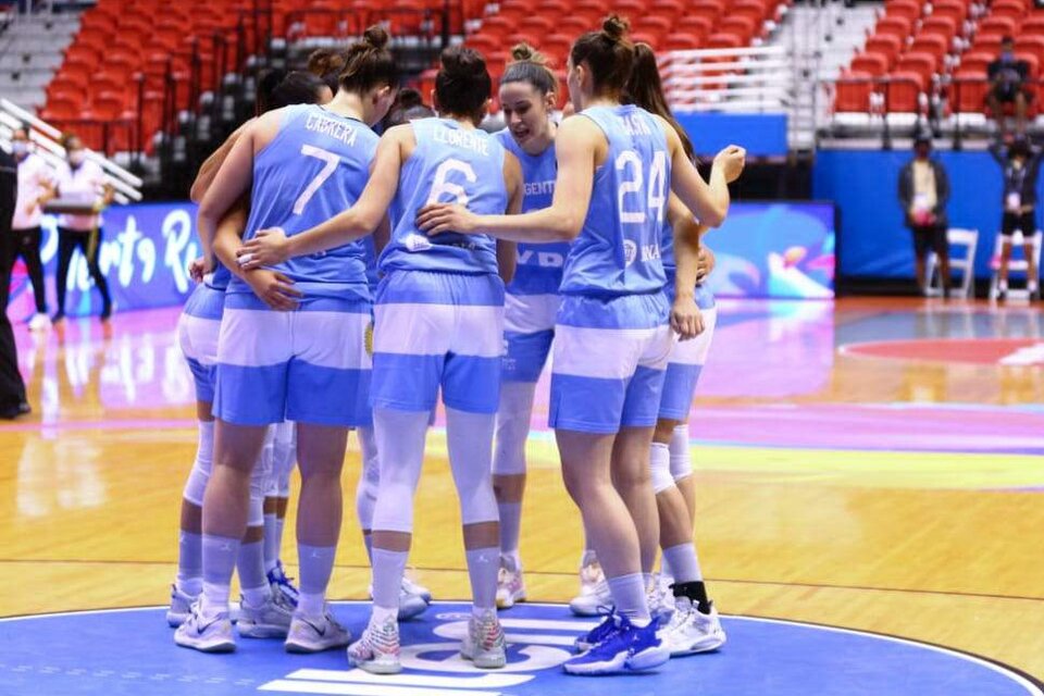 La Selección femenina de básquet no pudo completar equipo y fue descalificada (Fuente: Prensa CAB)