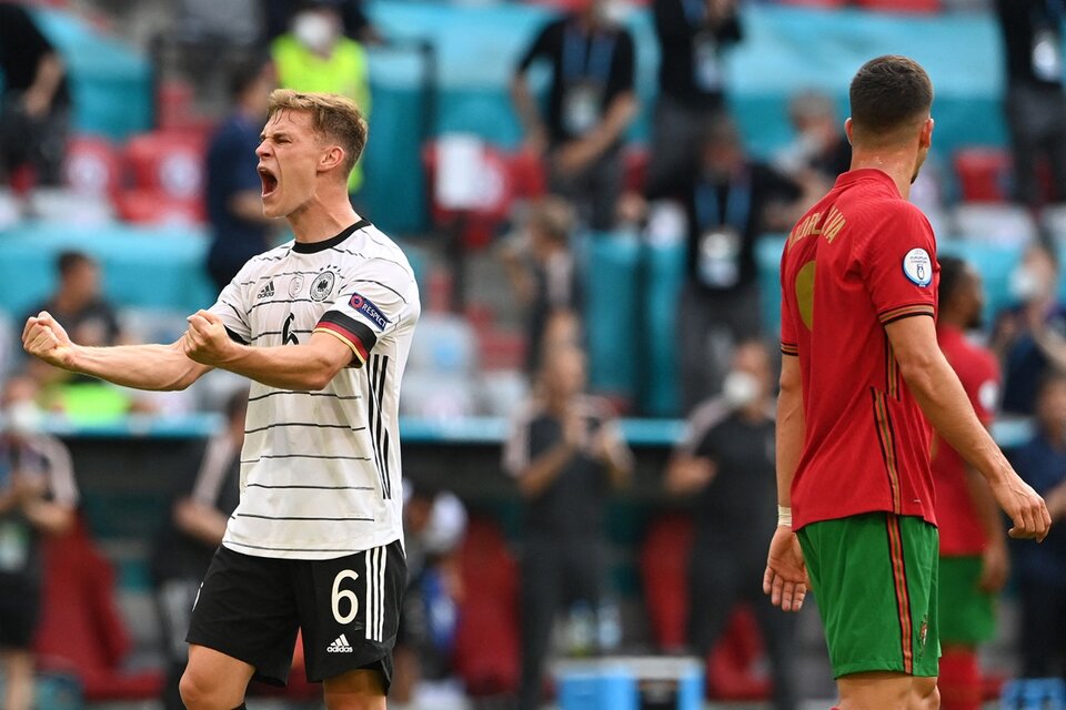 Joshua Kimmich festeja el primer triunfo de Alemania en la Eurocopa (Fuente: AFP)