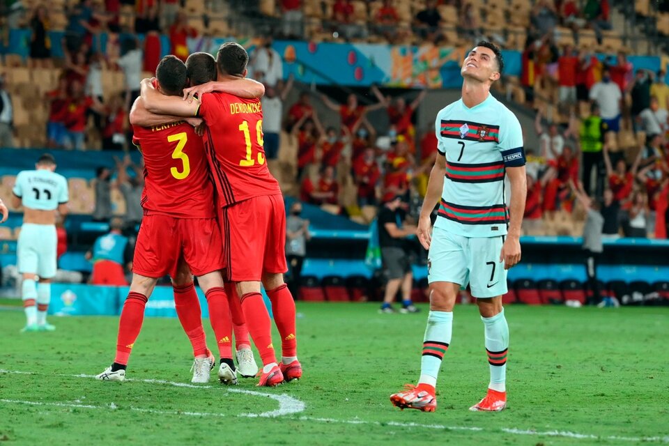 Ronaldo sufe el gol del seleccionado belga (Fuente: EFE)