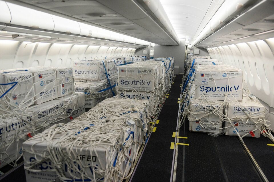Sputnik V: partió un nuevo vuelo de Aerolíneas en búsqueda de más vacunas (Fuente: NA)