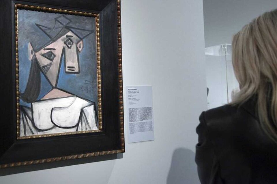 Fotografía de archivo del 4 de enero de 2012 que muestra la obra de Pablo Picasso “Cabeza de Mujer” (1934), en la Galería Nacional de Atenas (Grecia). (Fuente: EFE)
