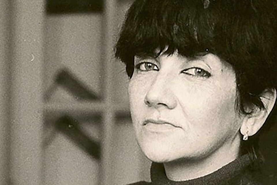 Rescatando a la pintora surrealista argentina Mildred Burton. 