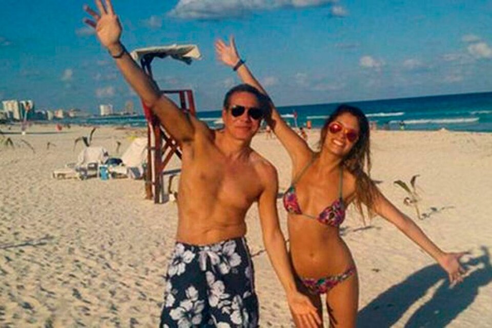 Nisman y Cocucci en la playa, en uno de los viajes que pagaba el fiscal.