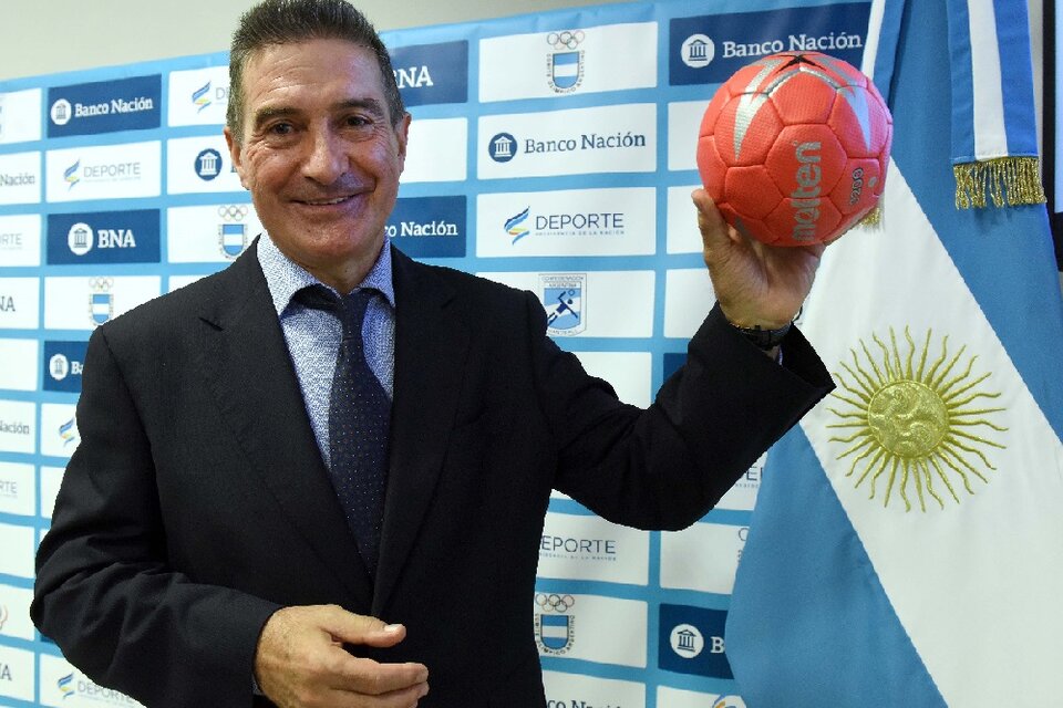 Manolo Cadenas: "Muy poca gente va a apostar por Argentina, nosotros seguro que sí" (Fuente: Télam)