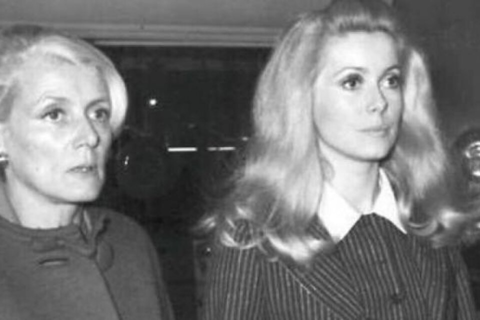 Madre e hija: Renée Simonot y Catherine Deneuve, circa 1967. 
