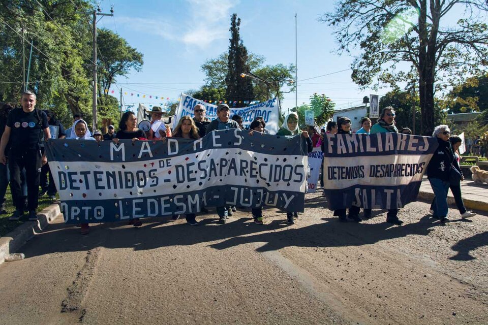 La resistencia de los caminantes comenzó el 10 de diciembre de 1982, desde Libertador General San Martín a Calilegua.