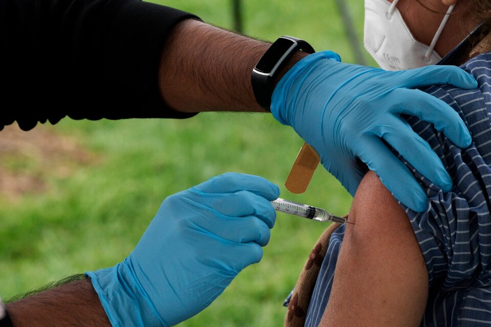 Nueva campaña en Estados Unidos para la vacunación anti covid (Fuente: EFE)