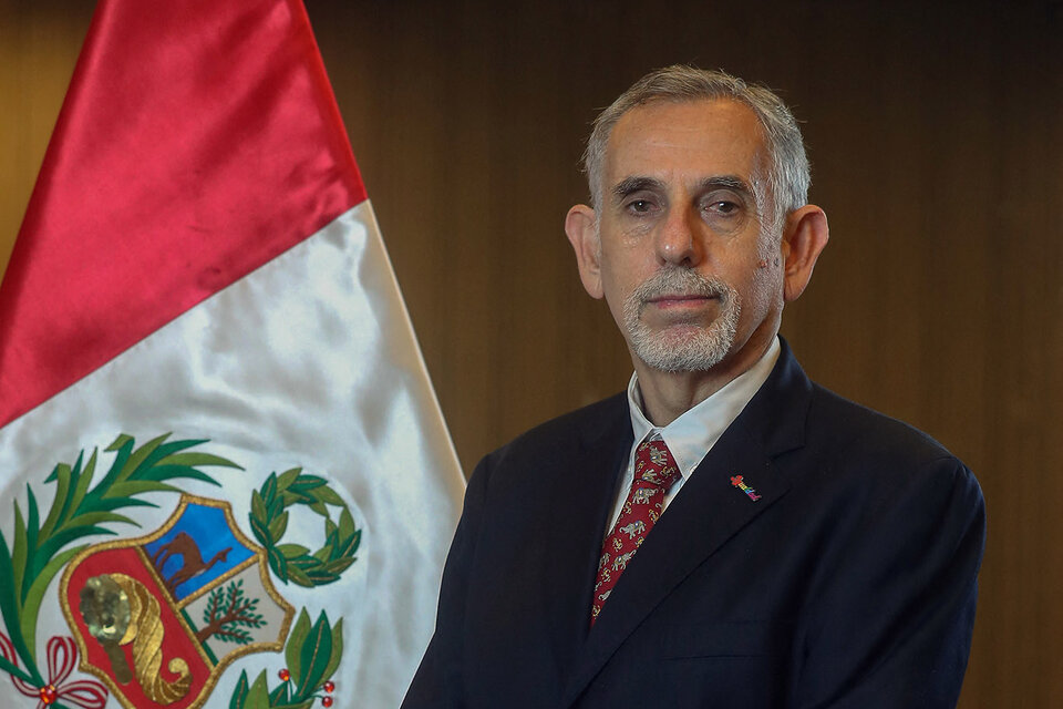 ¿Cuáles son las propuestas de Pedro Francke, el nuevo ministro de Economía de Perú? (Fuente: AFP)
