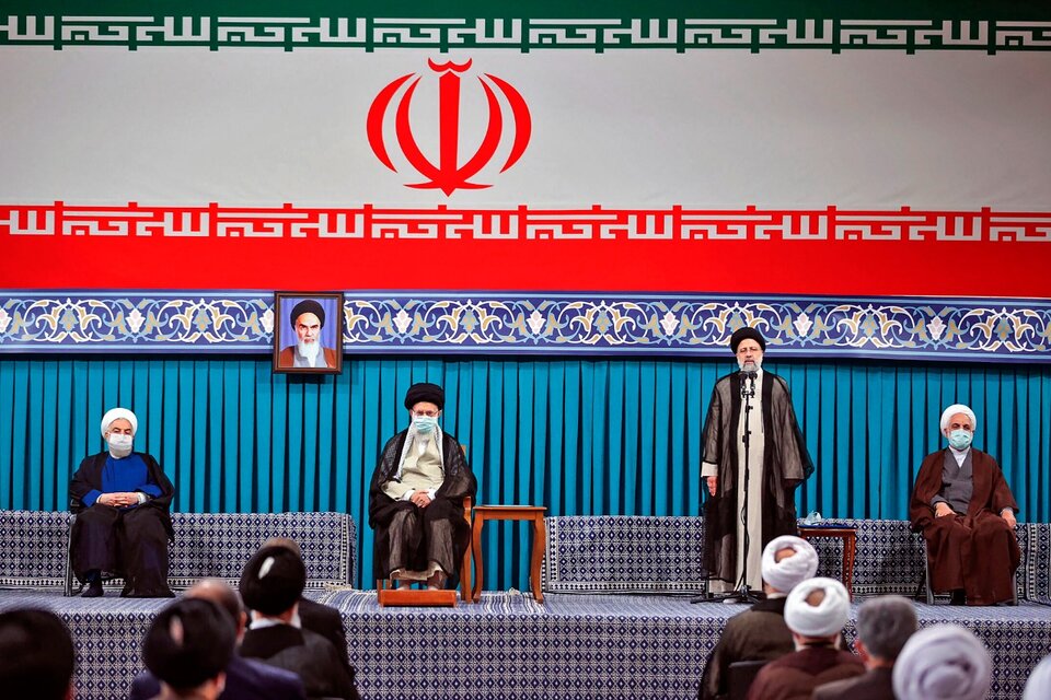 El clérigo ultraconservador Ebrahim Raisi asumió la presidencia de Irán (Fuente: AFP)