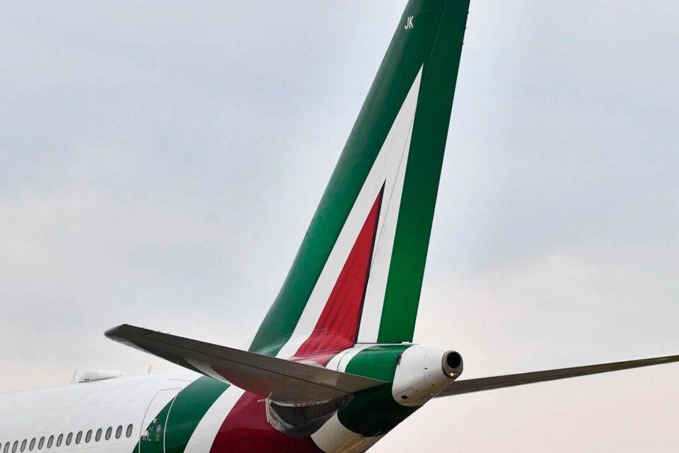 Alitalia canceló los pasajes emitidos para después del 15 de octubre y no habrá reprogramaciones (Fuente: AFP)