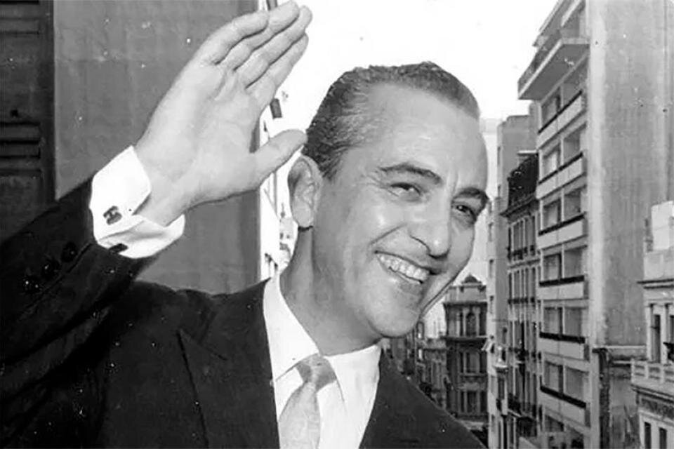 En 1989 muere Hugo del Carril a los 76 años. Cantante, actor y director, fue la voz de la Marcha Peronista.