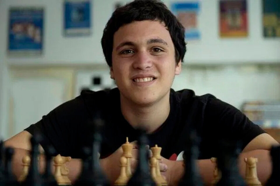 Alan Pichot, el ajedrecista número 1 de la Argentina, podrá regresar este viernes al país (Fuente: AFP)