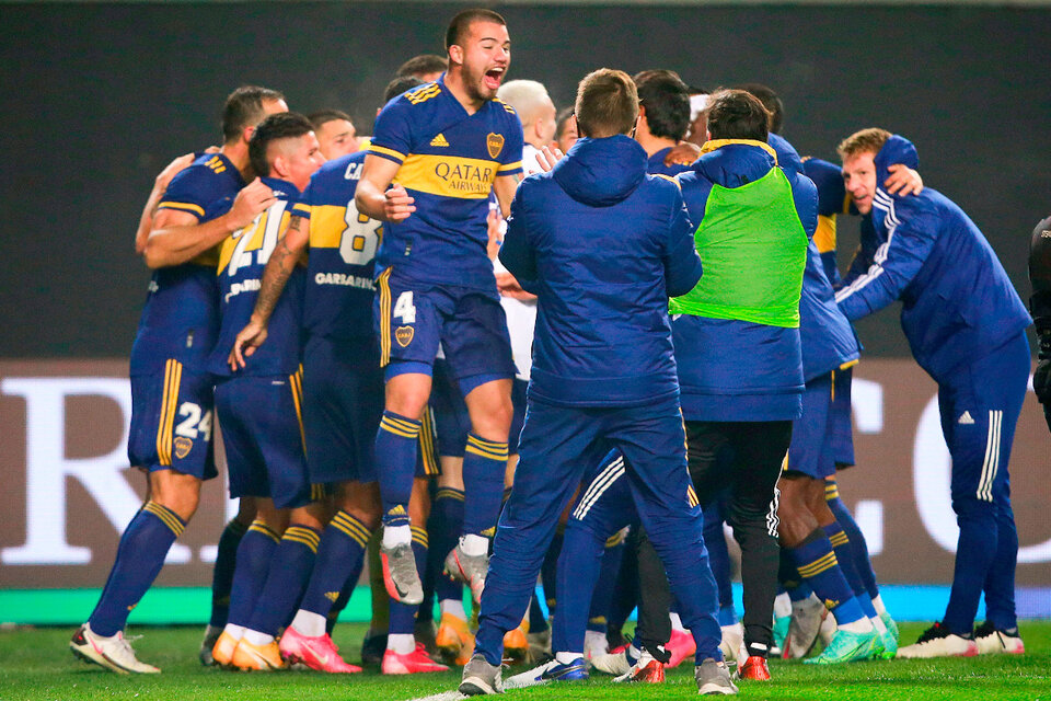 Todo Boca festejó la eliminación de River y su pase a cuartos en Copa Argentina (Fuente: AFP)