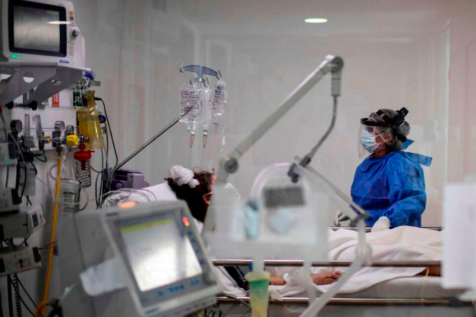 Las drogas fueron seleccionadas por un panel independiente de expertos, "dado su potencial a la hora de reducir el riesgo de fallecimiento en pacientes de COVID-19". (Fuente: Télam)