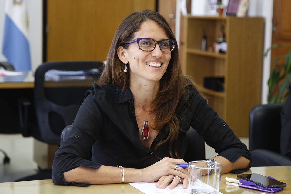 Elizabeth Gómez Alcorta: "La ley Micaela es un fenómeno que vamos a seguir estudiando".