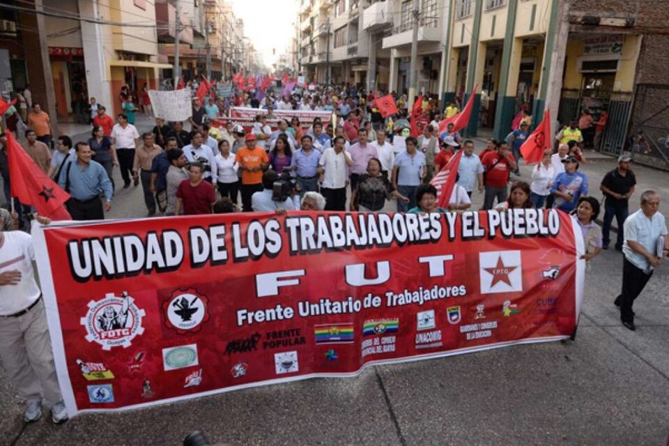 Los sindicatos se pusieron al frente de la protesta contra Lasso.