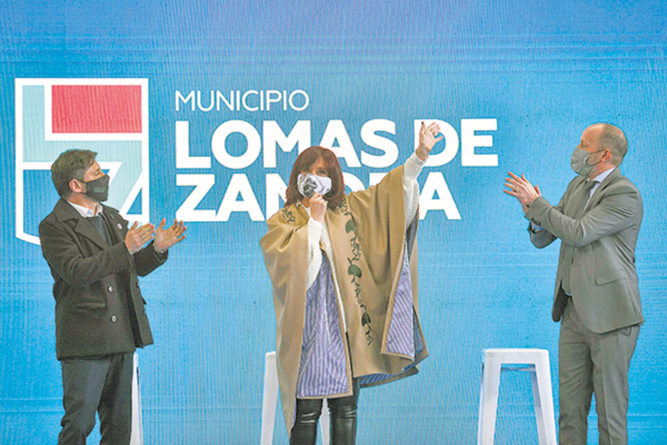 Cristina Kirchner, Axel Kicillof y Martín Insaurralde en Lomas de Zamora. (Fuente: Télam)
