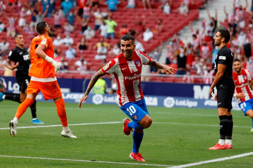 Correa festeja el gol que le dio tres puntos al Atlético Madrid (Fuente: EFE)