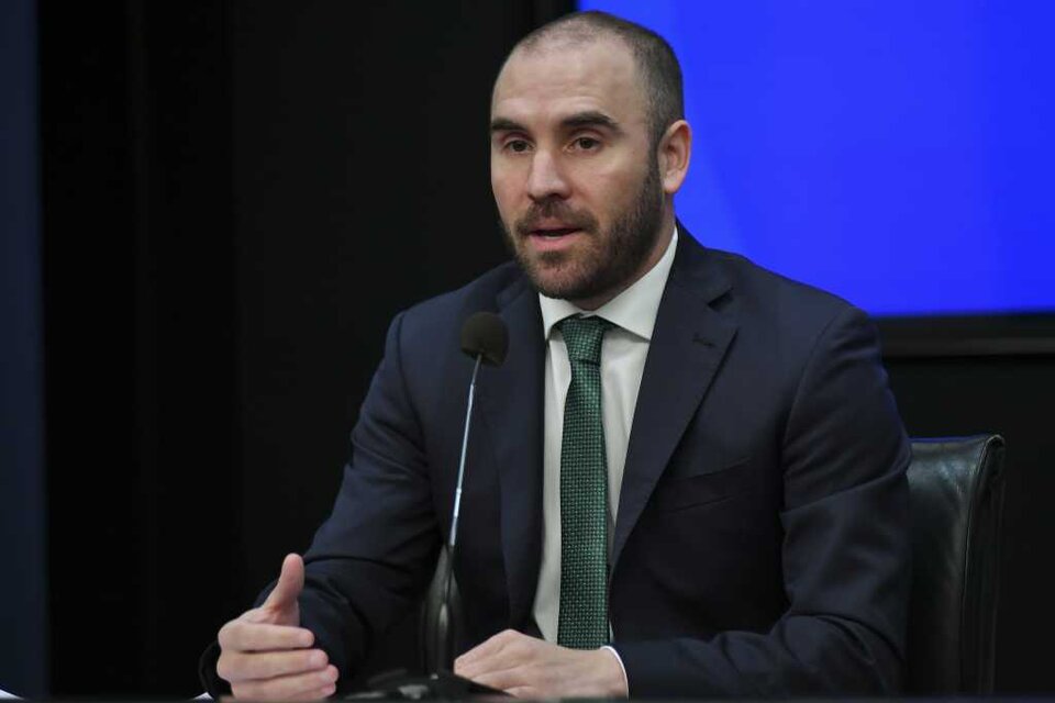 Guzmán confirmó que el FMI desembolsó 4.340 millones de dólares en Derechos Especiales de Giro (DEG). (Fuente: NA)