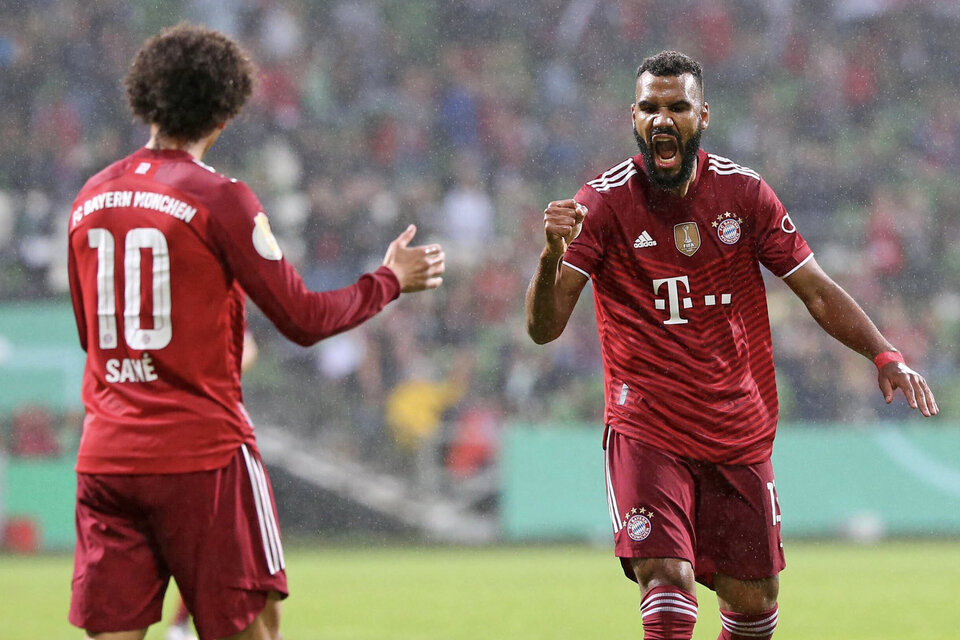 Choupo Moting grita con todo uno de sus cuatro goles  (Fuente: Prensa Bayern Múnich)
