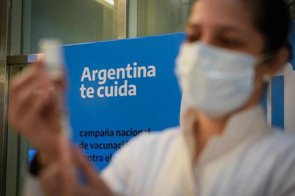 CABA y Provincia de Buenos Aires continúan con sus campañas de vacunación contra la covid-19.