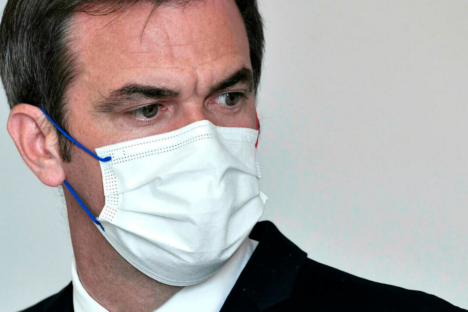 Francia: suspenden a 3 mil trabajadores de la salud que se negaron a vacunarse contra el coronavirus (Fuente: AFP)