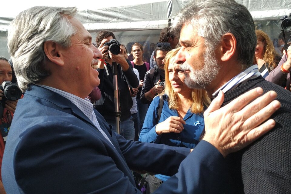 Daniel Filmus junto a Alberto Fernández, quien decidió nombrarlo ministro de Ciencia y Tecnología.