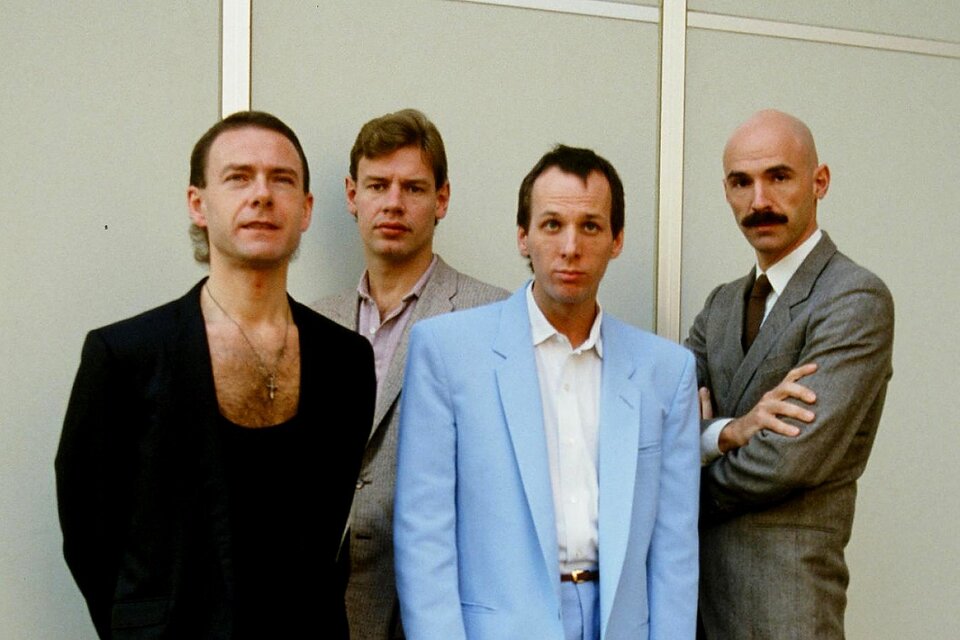 Robert Fripp, Bil Bruford, Adrian Belew y Tony Levin: el Crimson de los '80.