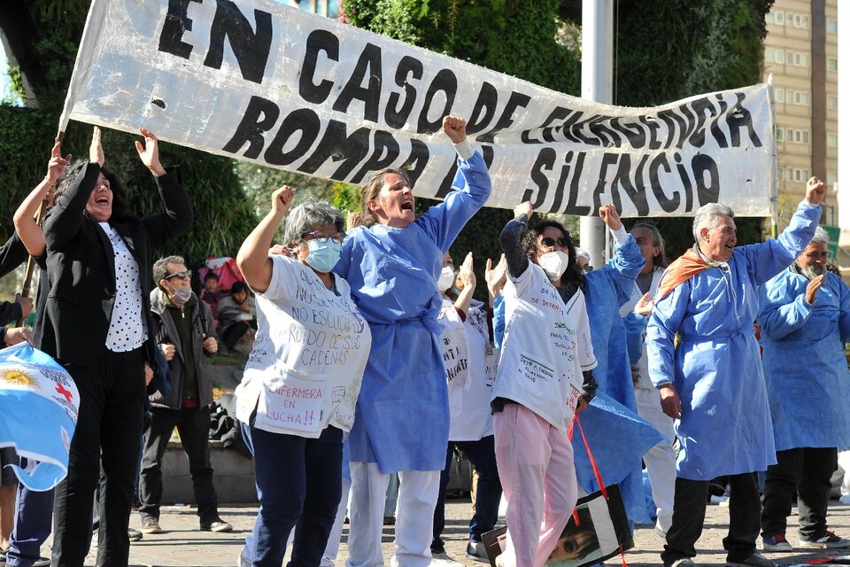 CABA: "Marcha de la bronca" de trabajadores de la salud en el Día de la Sanidad (Fuente: Enrique García Medina)