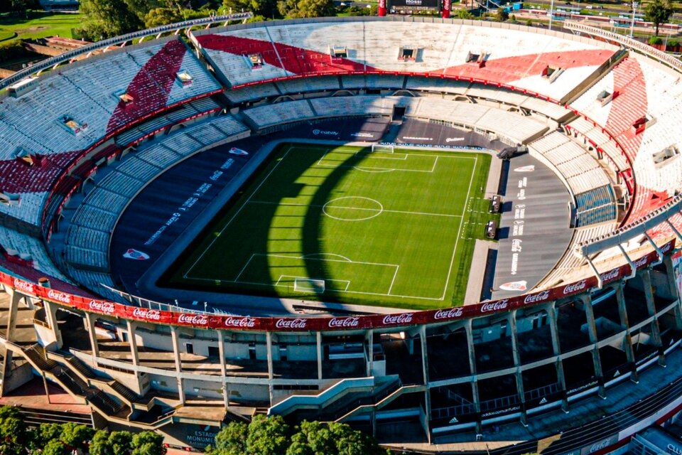 El Monumental recibirá a la mitad de su capacidad