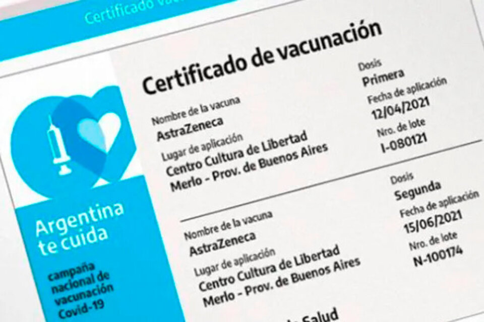 Cómo se tramita la constancia digital de los argentinos que se dieron la vacuna en el exterior