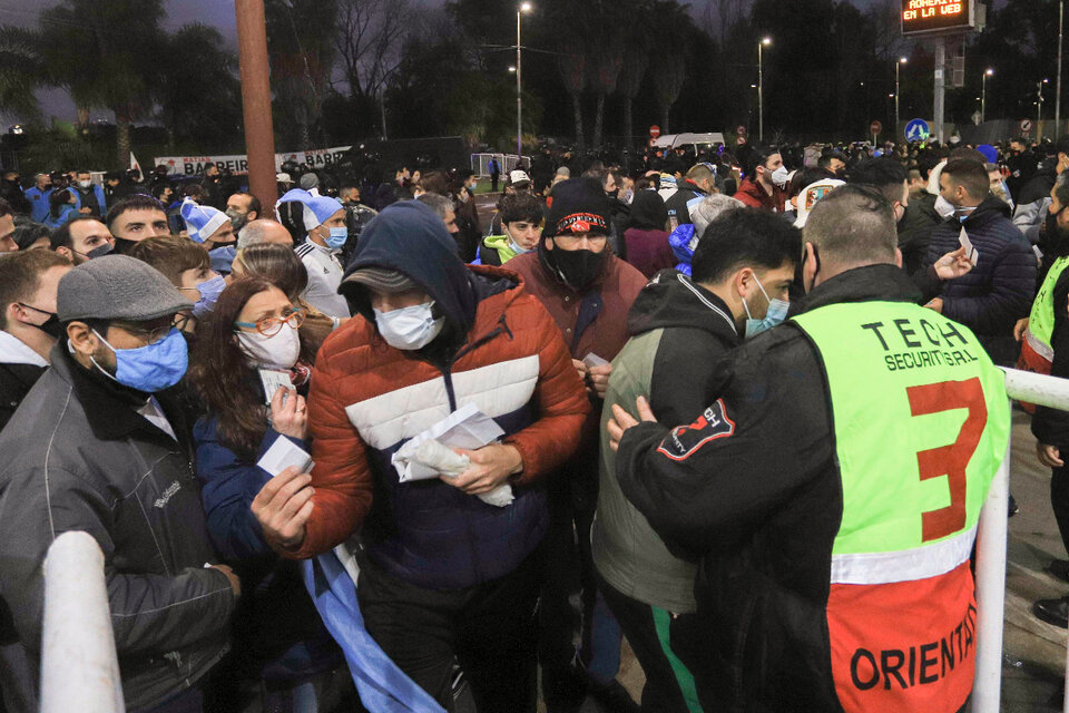 La última vez que la gente asistió a un estadio fue para ver a la Selección ante Bolivia (Fuente: Télam)