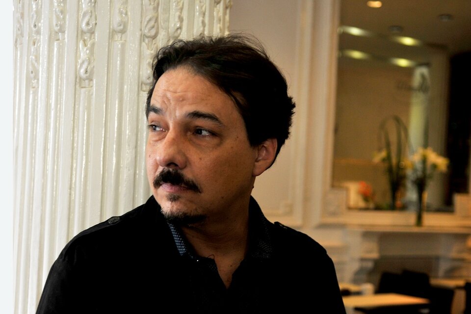 Internaron a Fernán Mirás por un aneurisma celebral