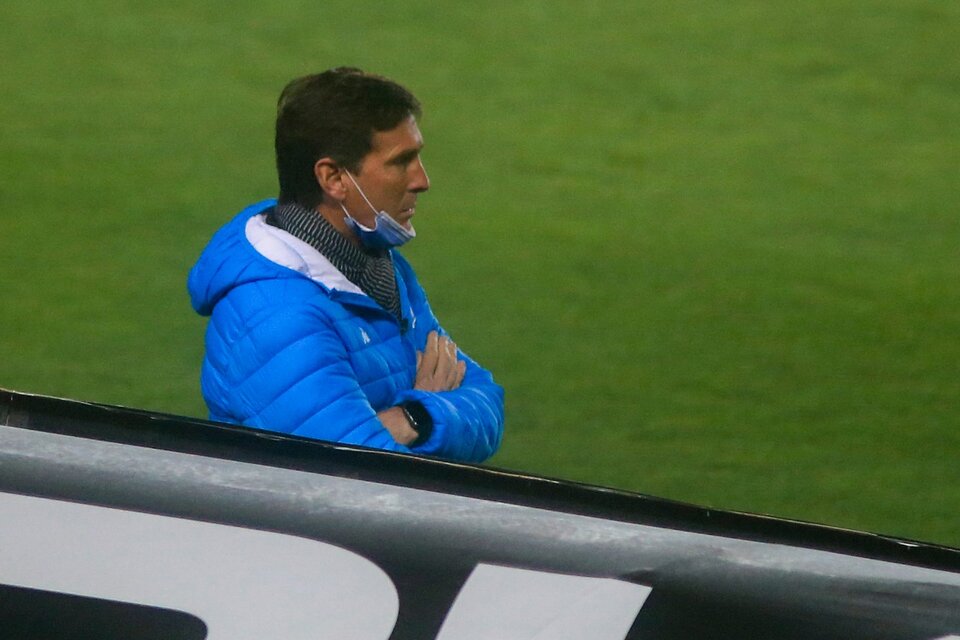 Racing va a Paraná con la necesidad de salir de la mala racha Racing va a Paraná con la necesidad de salir de la mala racha