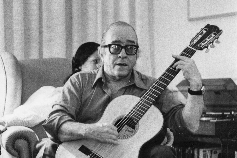Vinicius de Moraes nació en Río de Janeiro el 19 de octubre de 1913.
