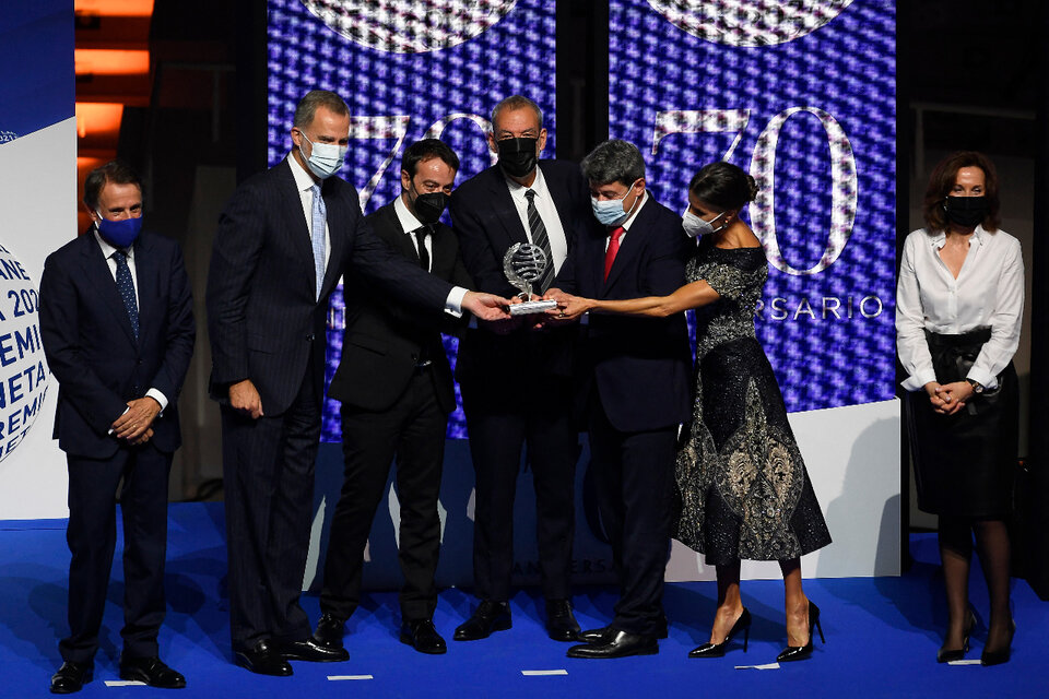 El Premio Planeta en España reveló el misterio sobre la identidad de Carmen Mola (Fuente: AFP)