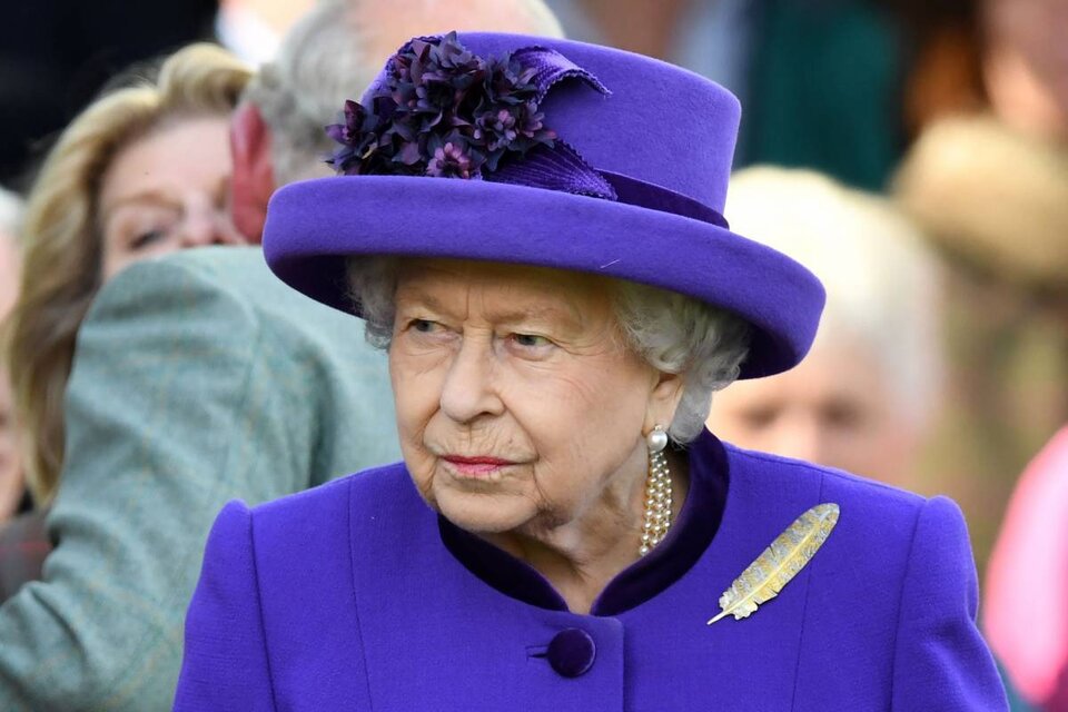 ¿Qué le pasa a la reina de Inglaterra? Isabel II canceló un viaje a Irlanda del Norte (Fuente: AFP)